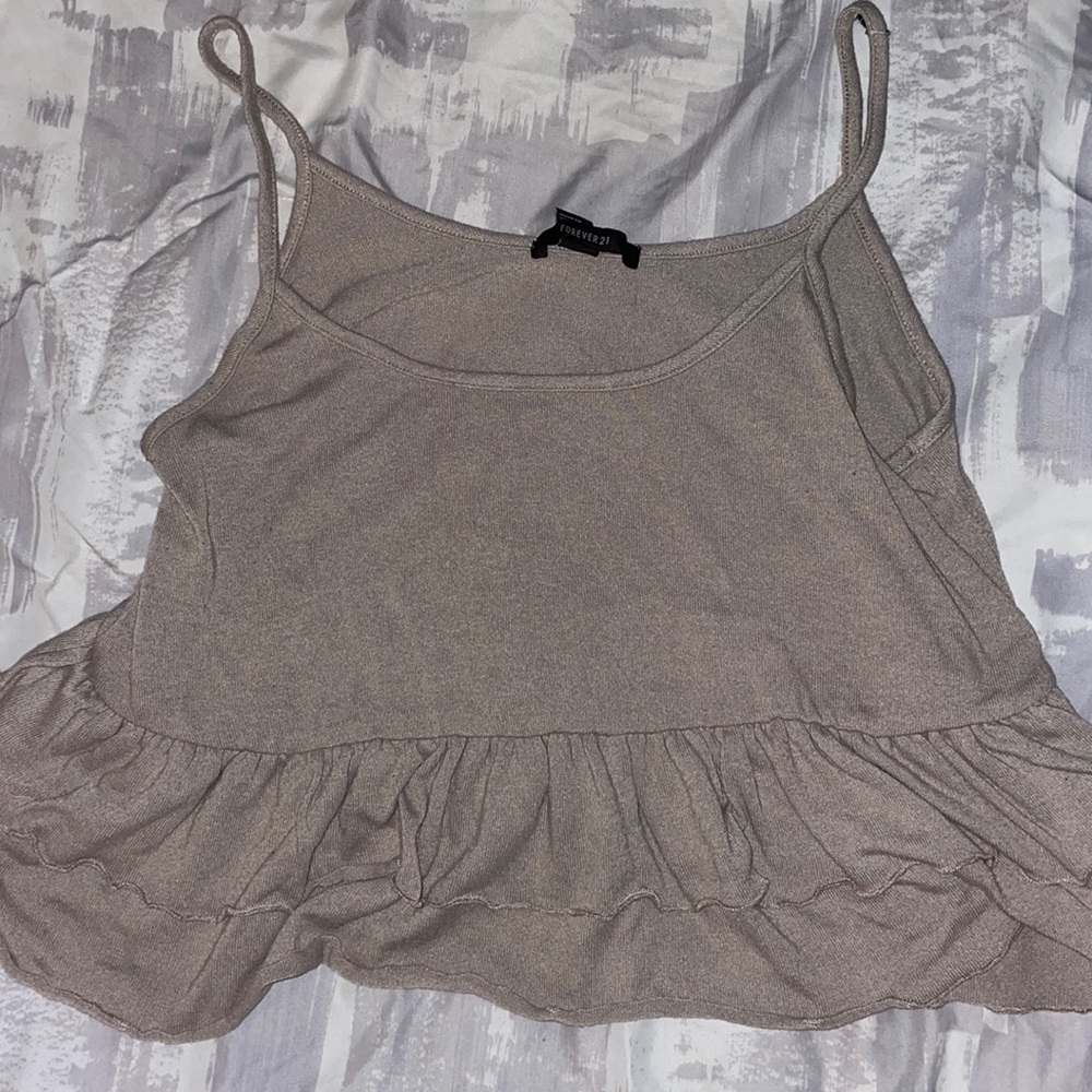 Used in good condition, forever 21 tan ruffled spaghetti strap crop top. Size M.